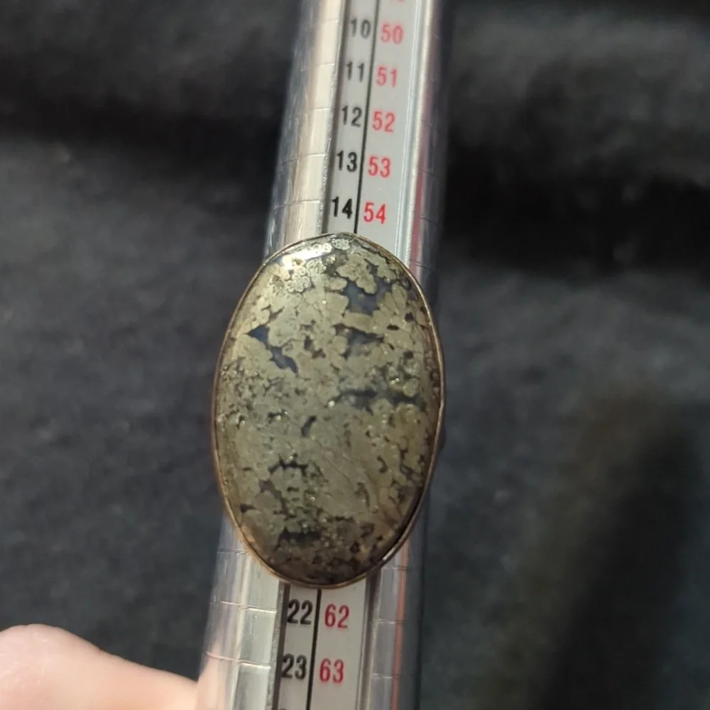 Silver Plated Grey Marcasite Gemstone Oval Statement Ring - Size 8.5